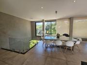 Sobrado à venda em Valinhos, Reserva do Itamaracá, com 3...