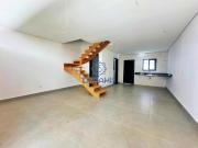 Sobrado a venda em villagio na Praia das Astúrias Com...