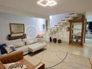 Sobrado à venda Jardim Aeroporto, 170m², 3 dormitórios e...