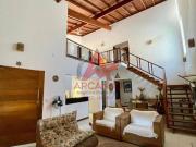 Sobrado A Venda Mobiliado Com 4 Suítes Na Praia Das Toninhas