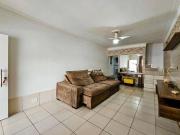 Casa com 2 dormitórios à venda, 78 m² por R$ 400.000,00...