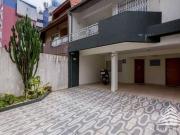 Sobrado a venda no Água Verde, 5 dormitórios, 4 vagas de...