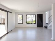 Sobrado à venda no Atuba