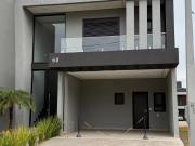 Sobrado à venda no bairro Central Park Cachoeirinha/RS