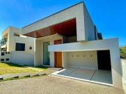 Sobrado à venda no bairro Condomínio do Lago Goiânia/GO