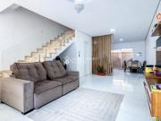 Sobrado à Venda no Bairro Igara em Canoas 3 quartos 1...