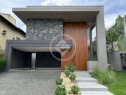 Sobrado à venda no bairro Jardins Madri Goiânia/GO