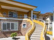 Sobrado à venda no Bairro Medianeira, reformado, 3... Sobrado à venda no Bairro Medianeira, reformado, 3...