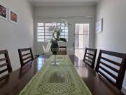 Sobrado à venda no bairro Pinheiro em Valinhos 237m²