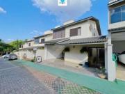 Sobrado à venda no bairro Sítios Santa Luzia Residencial...