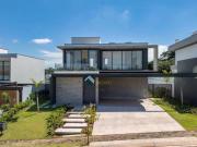 Sobrado à Venda no Condomínio Arboretum – 3...