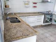 Sobrado à venda no Jardim Guanhembu