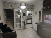 Sobrado à venda no Jardim Maria Rosa Condomínio Fechado...