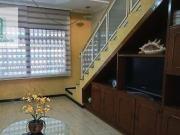 Sobrado para alugar no Jardim Santo André 2 Dorms