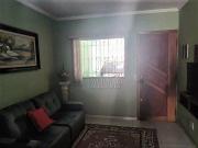 Sobrado à venda no Parque Oratório – 2 suítes, 2 vagas e...