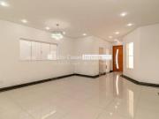 Sobrado a venda no Tivoli com 5 quartos