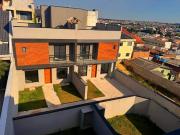 Sobrado à Venda no Xaxim – 3 Quartos 1 Suíte, Terraço...
