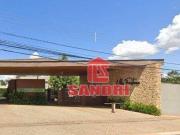 Sobrado alto padrão com 4 suítes com closet à venda...