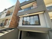 Sobrado Alto Padrão com terraço no Pinheirinho