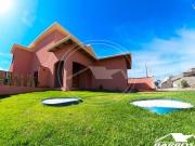 Sobrado Alto Padrão 4 quartos para venda em Caldas Novas