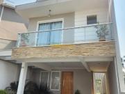 Sobrado Alto Padrão no Uberaba! Em condomínio fechado...