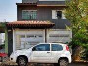 Sobrado amplo com 304m² localizado na Vila Scarpelli em...