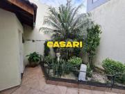 Sobrado amplo com 4 dormitórios e área gourmet à venda...