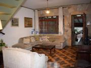 Sobrado Amplo de 170m² com Quintal e Edícula ?...