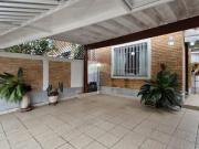 Sobrado Charmoso com 3 Quartos no Jardim Petrópolis!