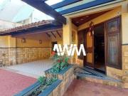 Sobrado Clássico 4 quartos 2 suítes com escritório setor Jaó