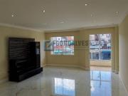 Sobrado com 03 dormitórios/suítes a venda Bairro...