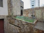 Sobrado com 03 dorms, sendo 02 suítes, 07 vagas, salão...