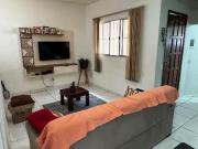 SOBRADO COM 03 QUARTOS, QUINTAL E ÁREA DE CHURRASQUEIRA