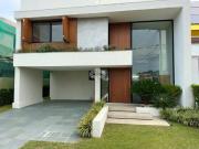 Sobrado com 04 dormitórios, 357 M² área privativa,...