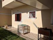 Sobrado com 04 dorms sendo 03 suítes, À venda, Res....