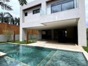 Sobrado com 04 suítes à venda, 455m², R$ 6.250.000 no...