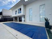 sobrado com 04 suítes e office Condominio Jardins...