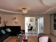 Sobrado com 04 suítes no Bairro Moinhos de Vento