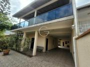 SOBRADO COM 05 QUARTOS À 01 QUADRA DO MAR NO BAL....