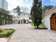 Sobrado com 15 quartos à venda ou para locação em Vila...