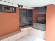 Sobrado com 1 quartos à venda ou para locação em Santo...