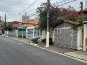 Sobrado com 217m2, 2 suítes uma com banheira em ótima...