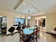 Sobrado com 267m² na Vila Pasti Louveira