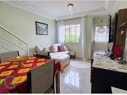 Sobrado com 2 dormitórios à venda, 106 m² por R$...