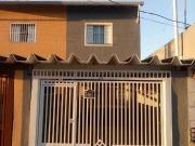 Sobrado com 2 dormitórios à venda, 110 m² por R$...
