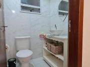 Sobrado com 2 dormitórios à venda, 120 m² por R$ 280.000...