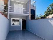 Sobrado com 2 dormitórios à venda, 120 m² por R$...