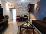 Sobrado com 2 dormitórios à venda, 120 m² por R$...