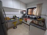 Sobrado com 2 dormitórios à venda, 130 m² por R$...