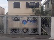 Sobrado com 2 dormitórios à venda, 142 m² por R$...